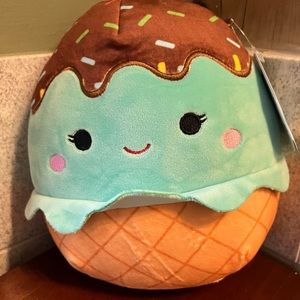 Squishmallow Maya the ice cream!